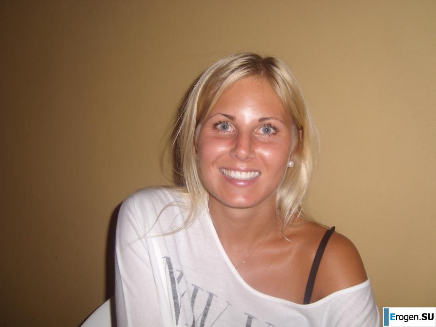 Hot Norwegian album. Photo 26