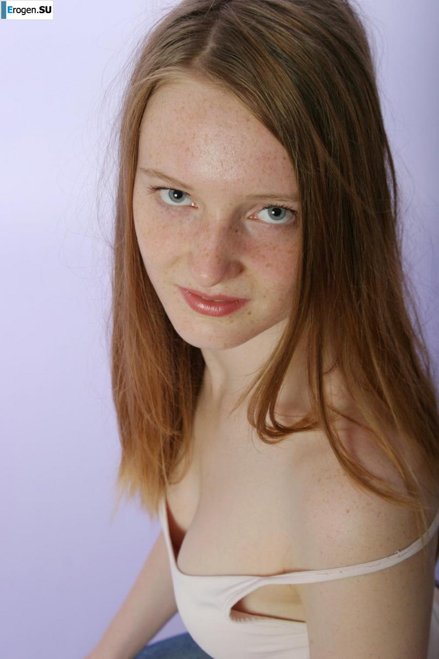 Take off the jeans. Photo 12