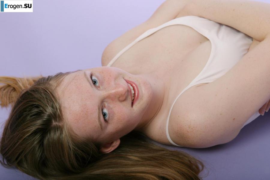 Take off the jeans. Photo 28