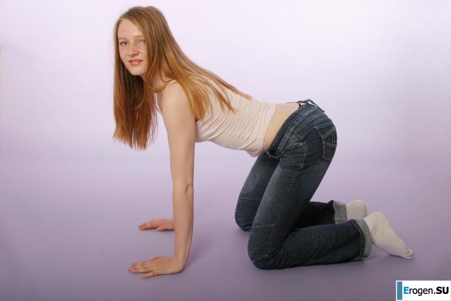 Take off the jeans. Photo 8