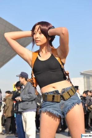 Festive Cosplay. Part 2. Thumb 11