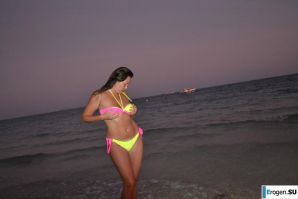 three men for a girl. Thumb 10