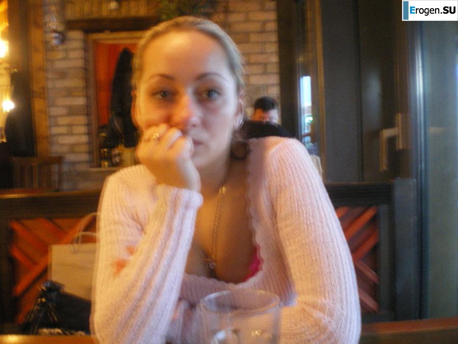 We're fooling around with girlfriends. Photo 35