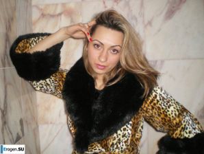 We're fooling around with girlfriends. Thumb 14