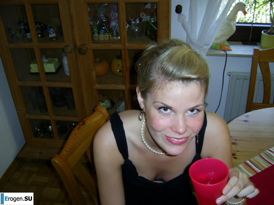 A young couple fooling around. Photo 6