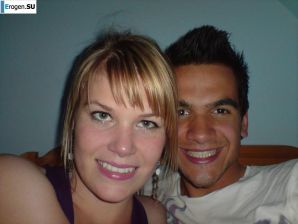 A young couple fooling around. Thumb 33