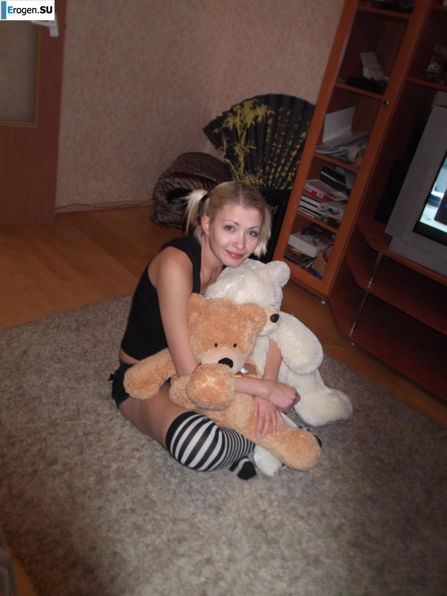 Let's pose a bit. Photo 15