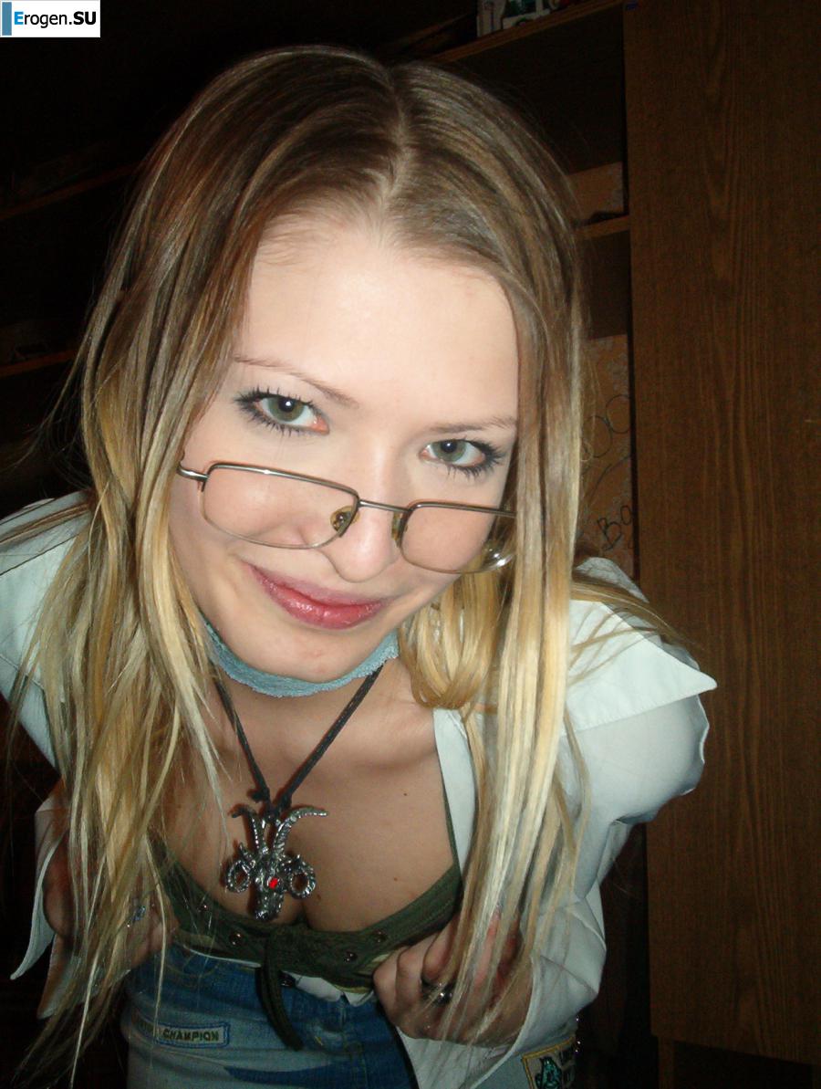 Let's pose a bit. Photo 21