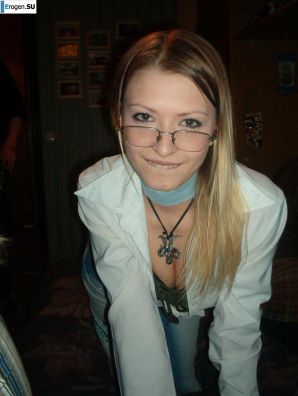 Let's pose a bit. Thumb 22