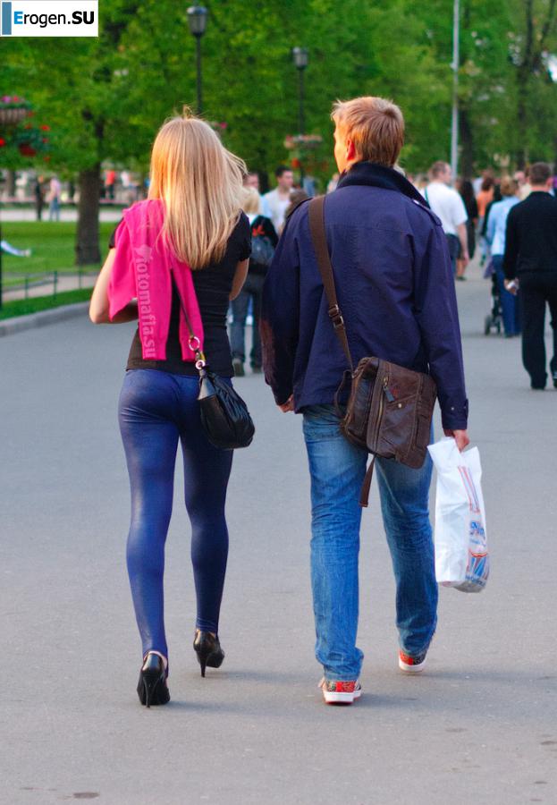 Girls in Super Stretch Jeans. Photo 16