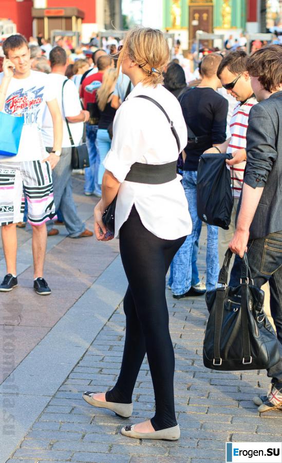 Girls in Super Stretch Jeans. Photo 6