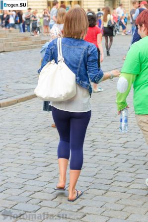 Девушки в джинсах суперстретч. Эскиз 53