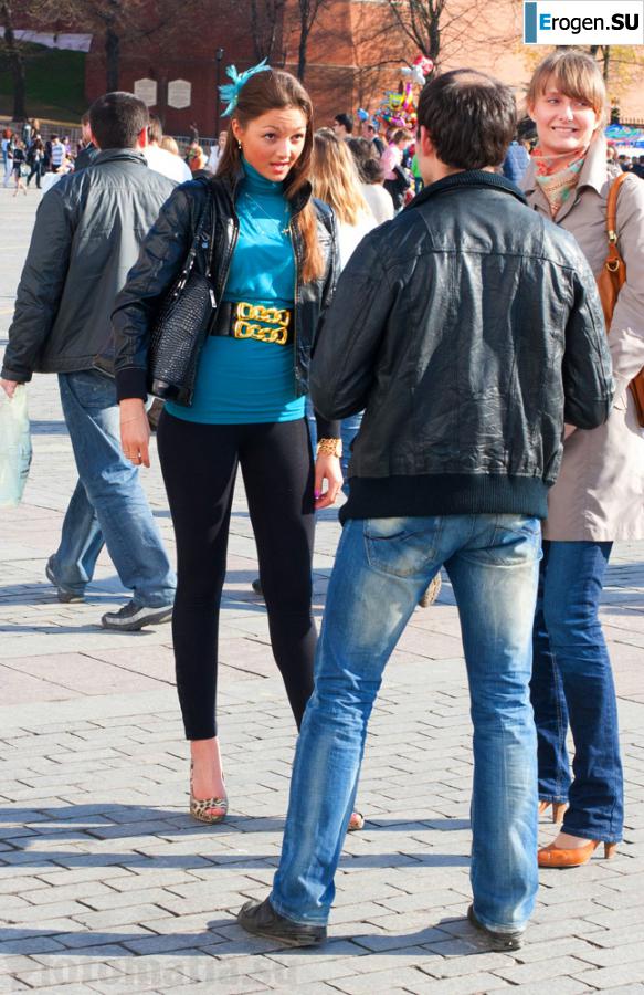 Some more girls in leggings. Photo 40