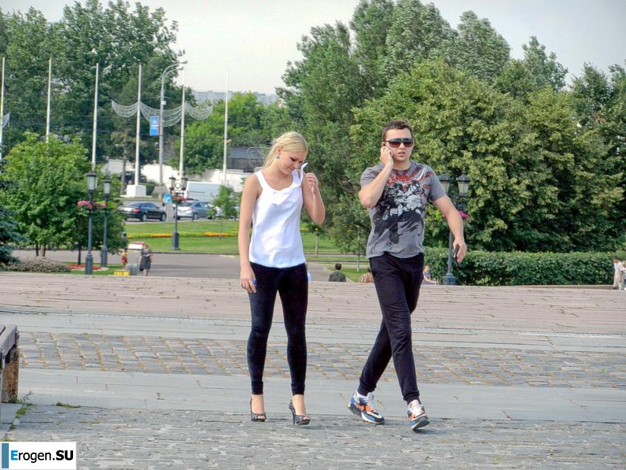 Девушки во всем самом обтягивающем. Фото 29