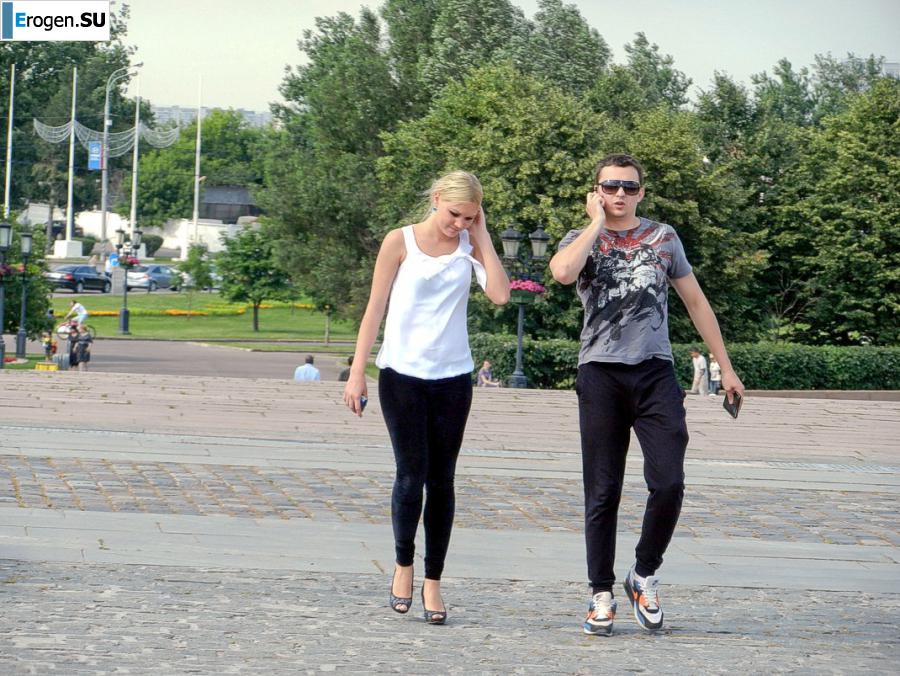 Девушки во всем самом обтягивающем. Фото 30