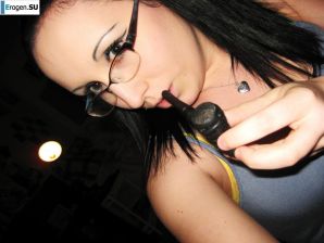 Young with a camera. Thumb 36