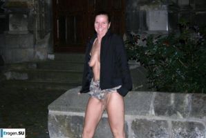 Helga, husband and girlfriends. Thumb 13