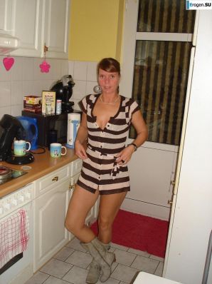 Helga, husband and girlfriends. Thumb 17