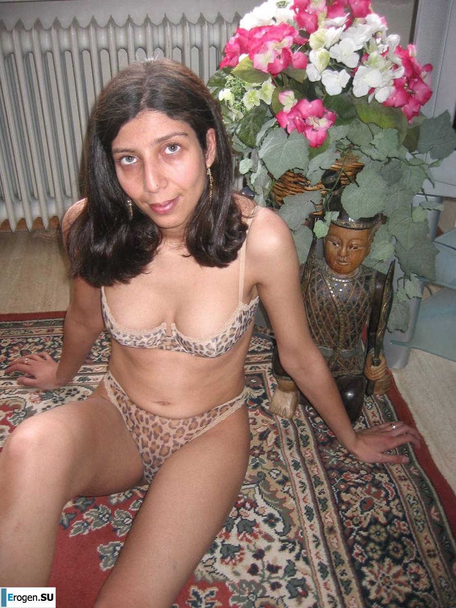 In England naked. Photo 11