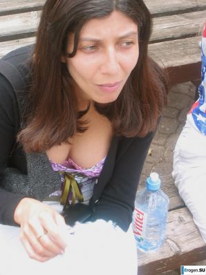 Турпоходы с сиськами. Эскиз 42