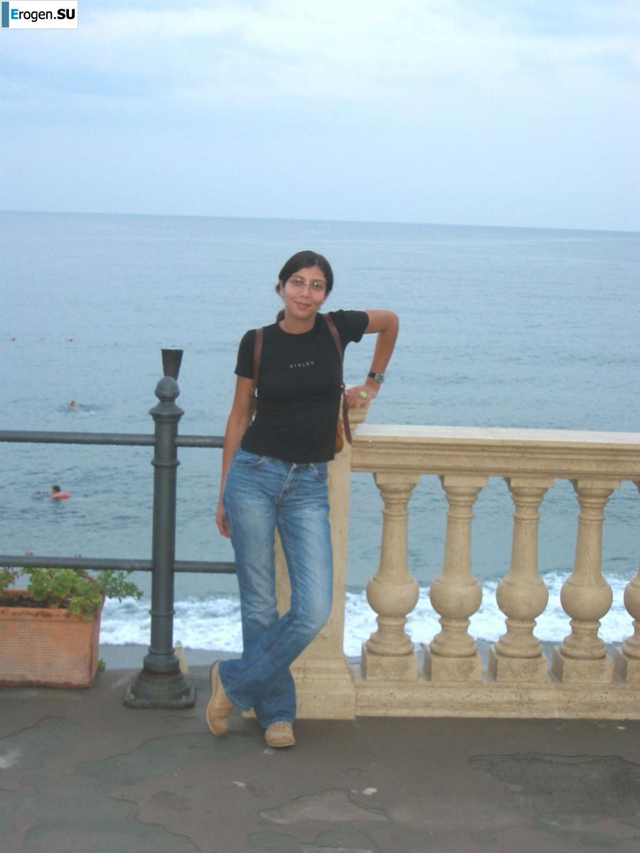 Posing on the seas. Photo 24