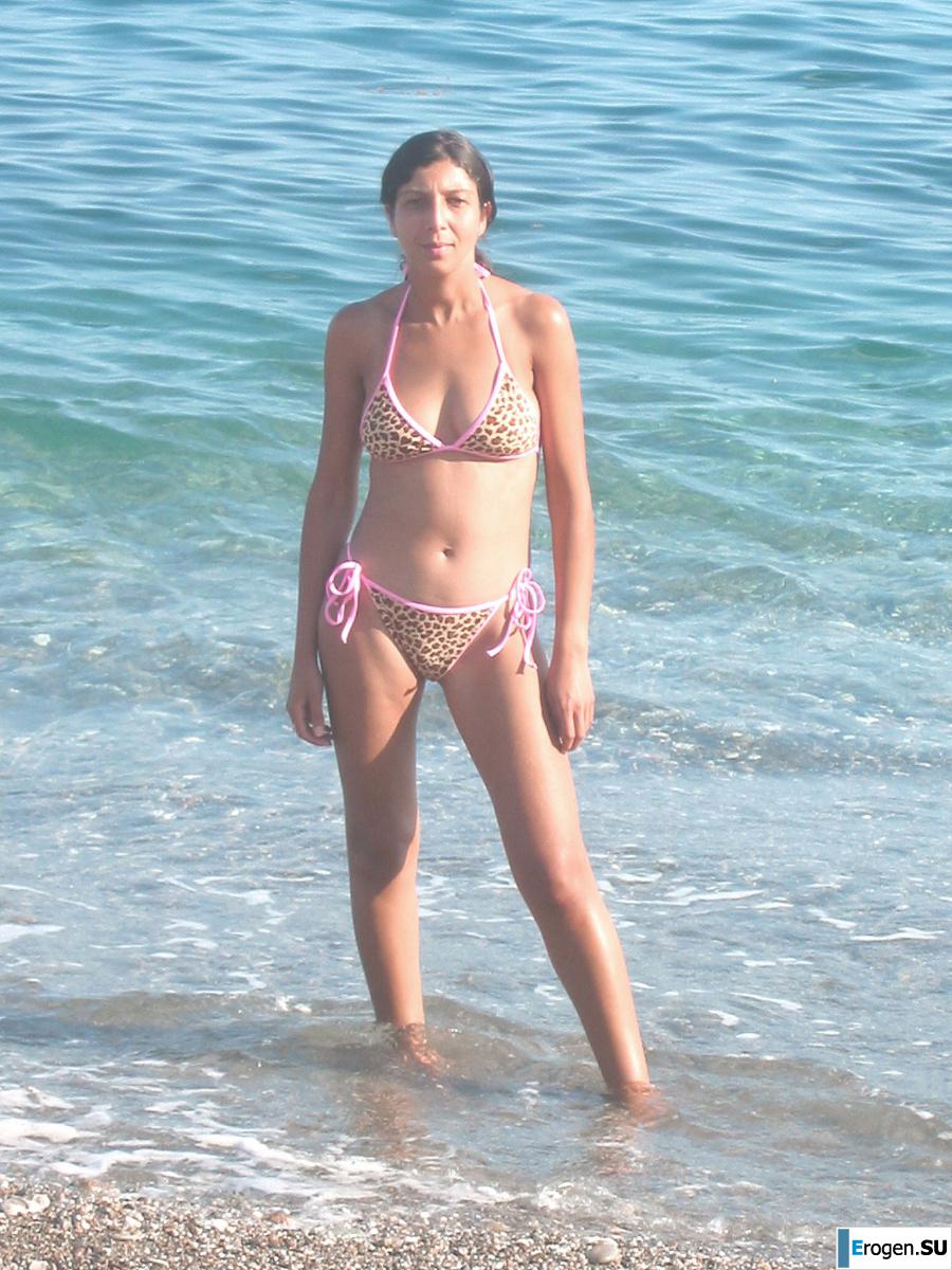 Posing on the seas. Photo 27