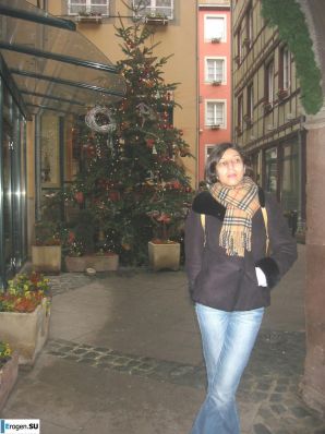 Posing on the seas. Thumb 35