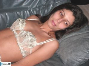 Posing on the seas. Thumb 5