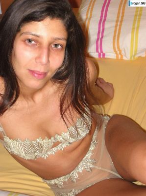 Posing on the seas. Thumb 6