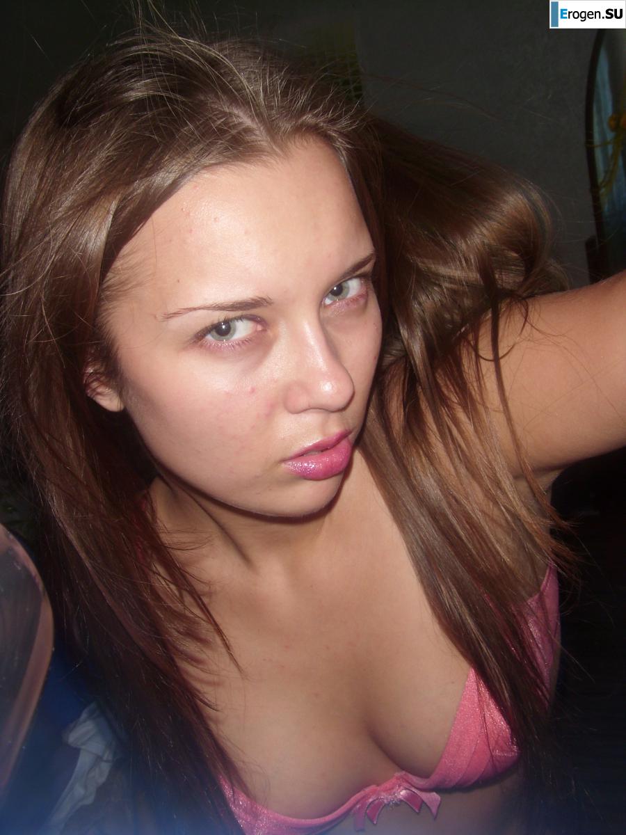 Selfies of a young artist. Photo 14