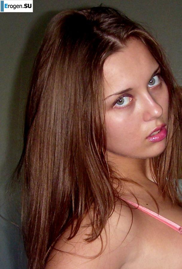 Selfies of a young artist. Photo 22