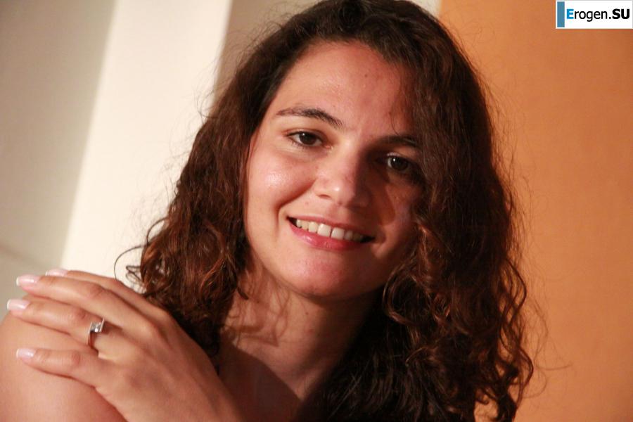 Album of the slender Italian. Photo 10