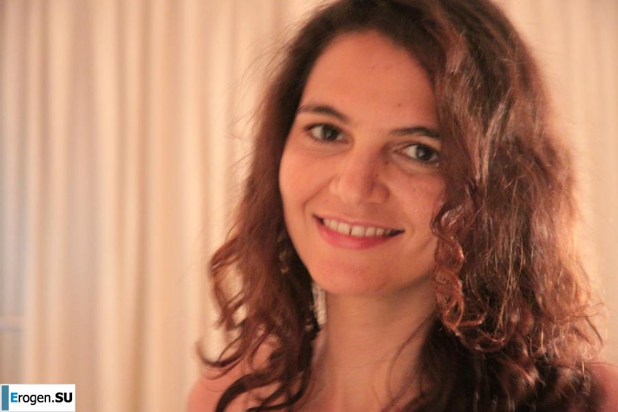 Album of the slender Italian. Photo 44