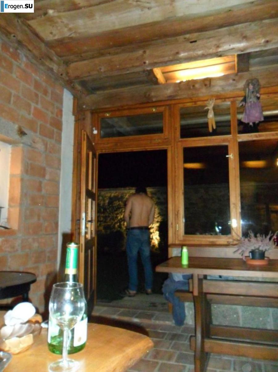 We]'re fooling around at the resort. Photo 33