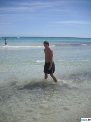 We]'re fooling around at the resort. Thumb 38