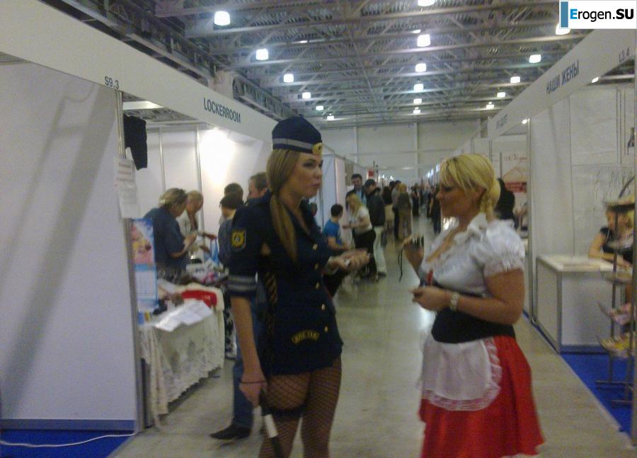 Sketches from the exhibition X ' show . Photo 3