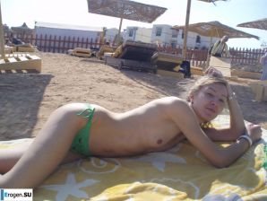 We lie to ourselves, sunbathe. Thumb 11