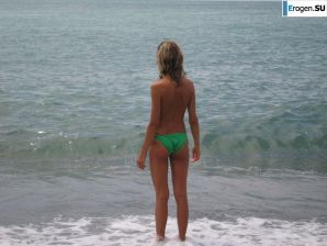 We lie to ourselves, sunbathe. Thumb 45