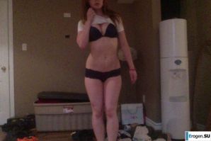 The foreigner self-photographs. Thumb 43