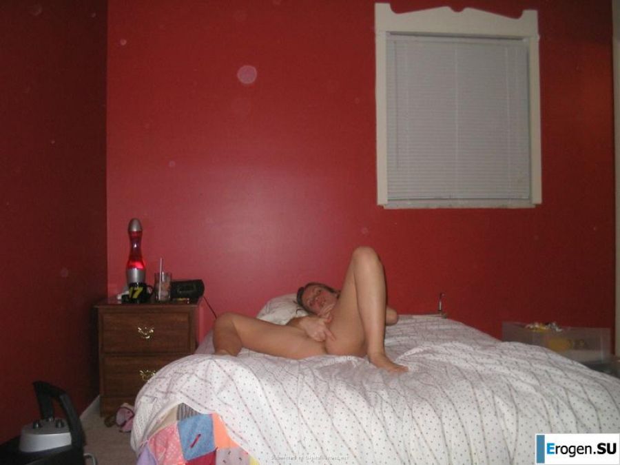 Russian girls undress. Photo 25