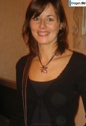 Russian girls undress. Thumb 8