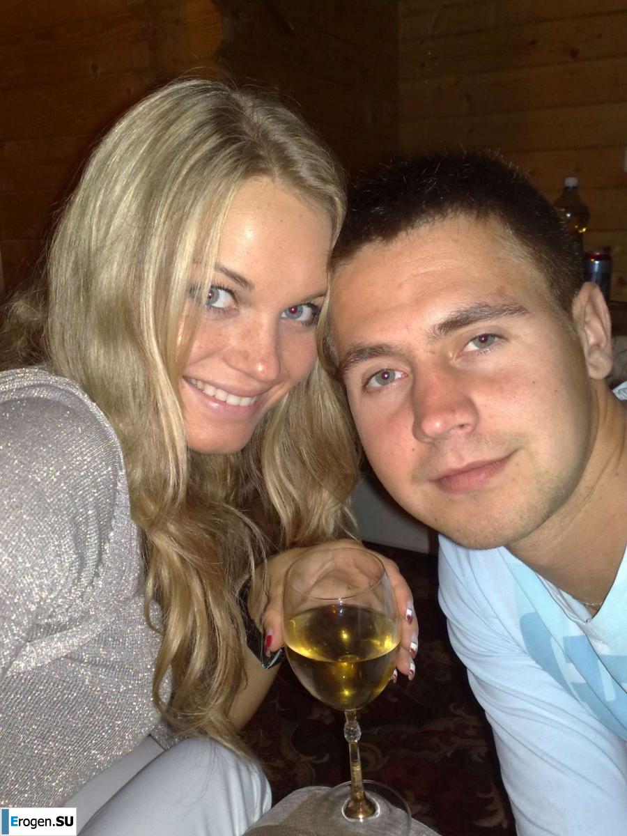 18 years old . Photo 47