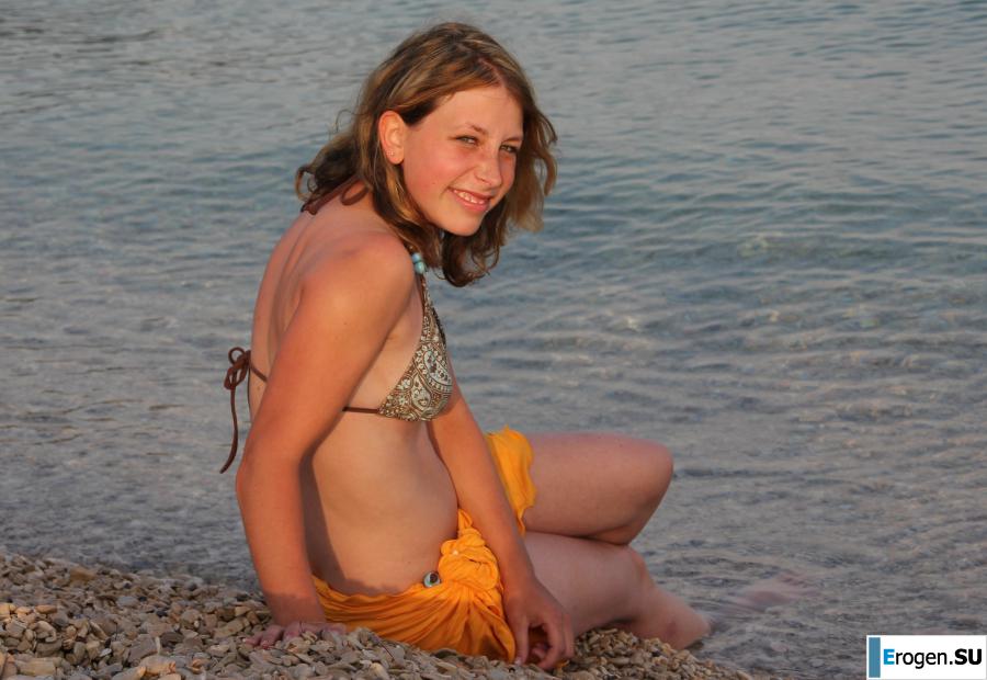 Here is how to relax on the beach. Photo 5