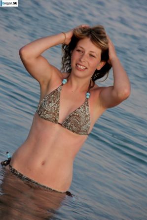 Here is how to relax on the beach. Thumb 8