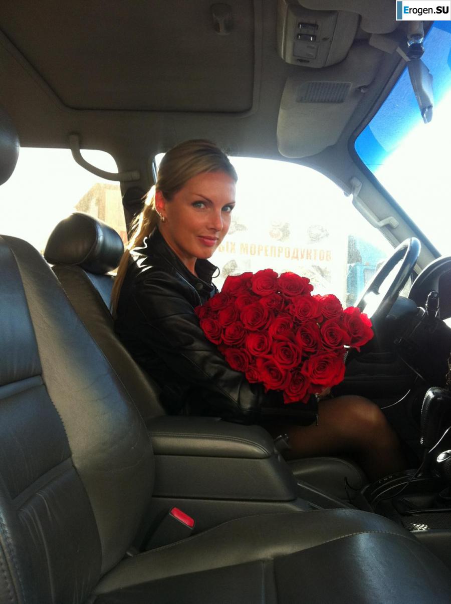 Naked in the bathroom. Photo 60