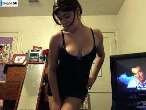 обнаженка на камеру. Эскиз 14