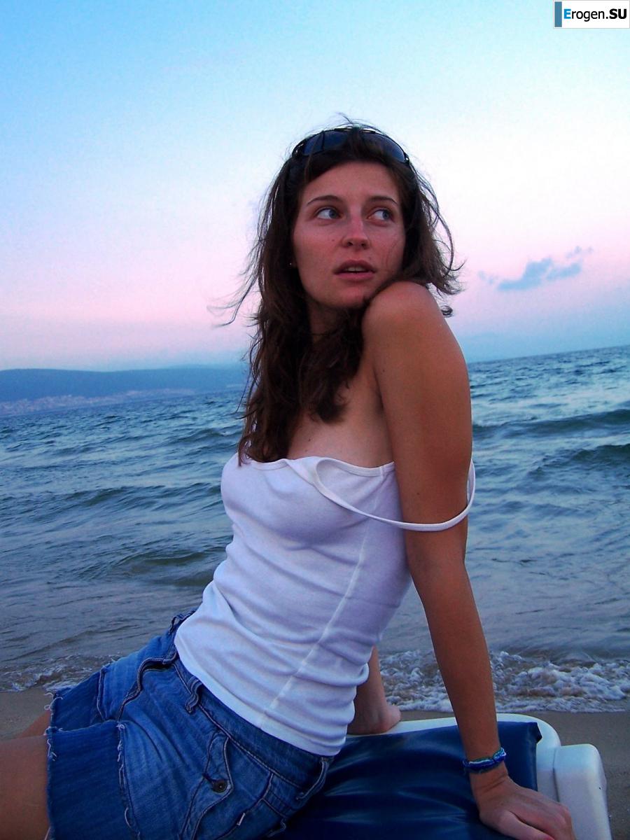 Resort strip. Photo 17