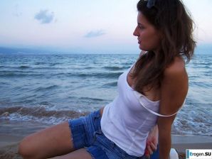 Resort strip. Thumb 26