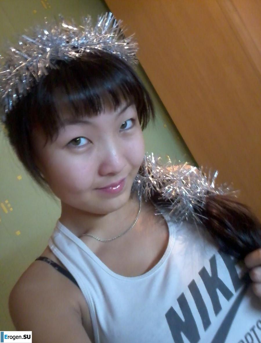 Naked Korean Woman. Photo 13