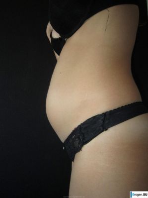 naked pregnant girl. Thumb 14
